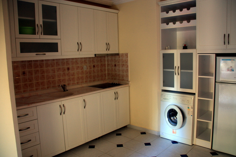 twin-apart-kitchen2